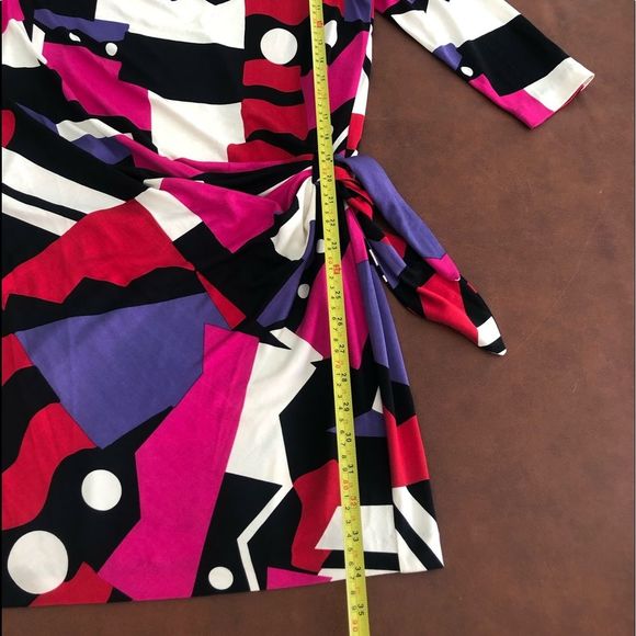 Diane Von Furstenberg Mini Dress 🔥 - Picture 16 of 16